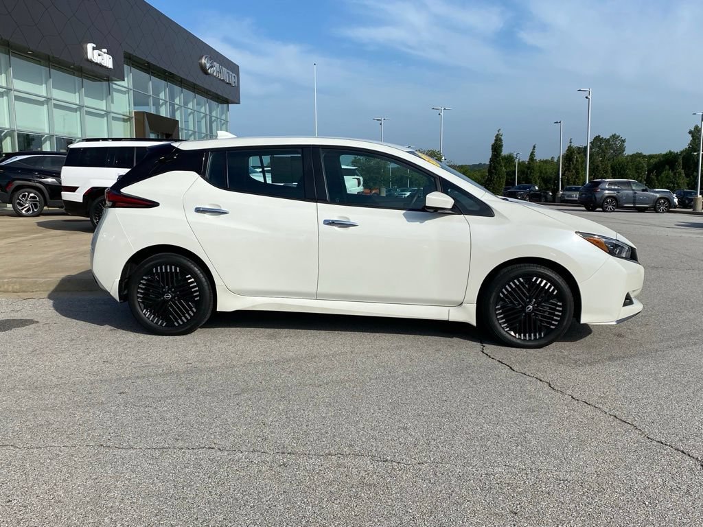Used 2023 Nissan Leaf SV Plus FWD image 9