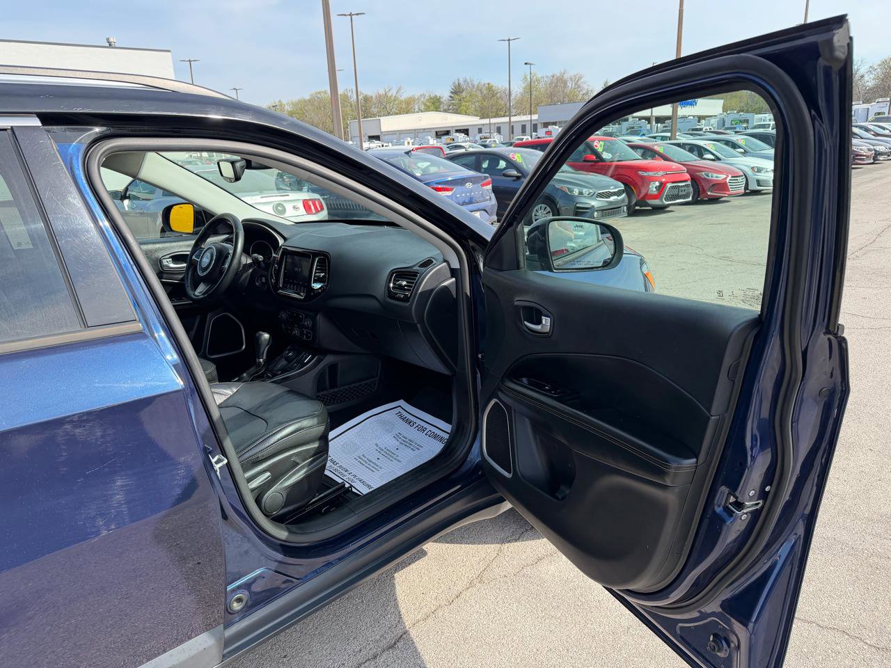 Used 2017 Jeep Compass Limited AWD/4WD image 9