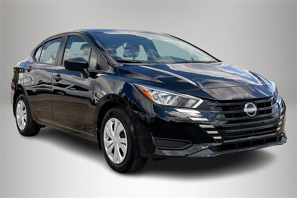 Used 2024 Nissan Versa S w/ Trunk Package