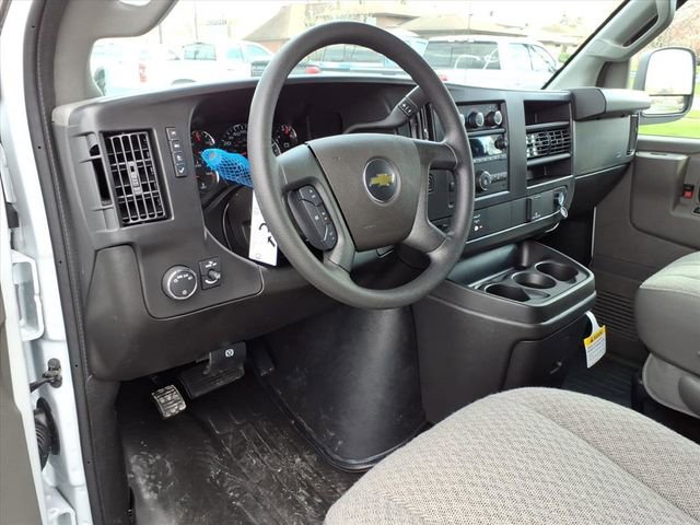 New 2026 Chevrolet Express 2500 image 11