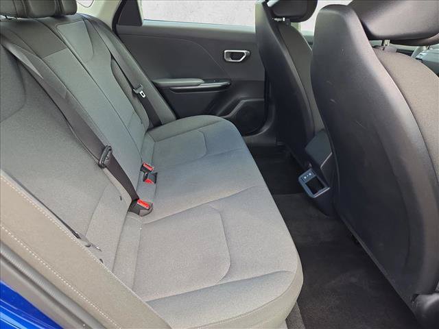 Used 2025 Kia K4 FWD image 19
