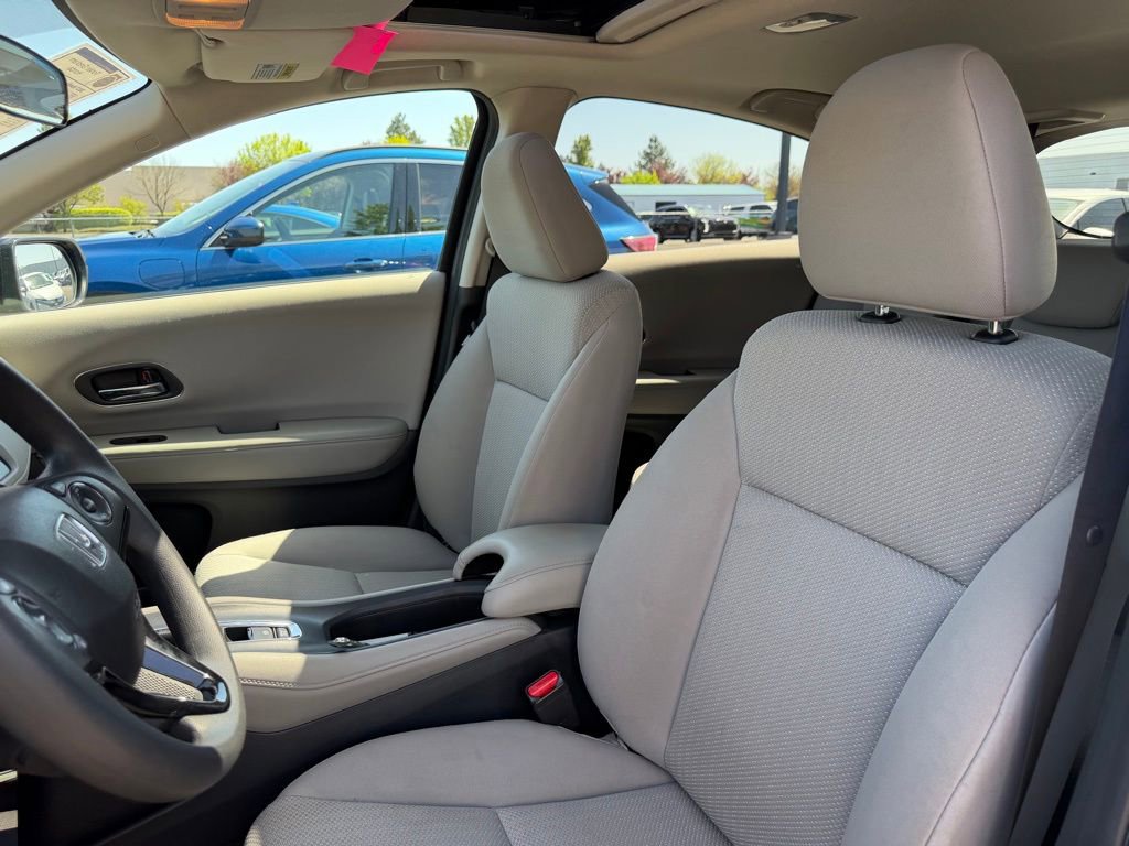 Used 2017 Honda HR-V EX image 14