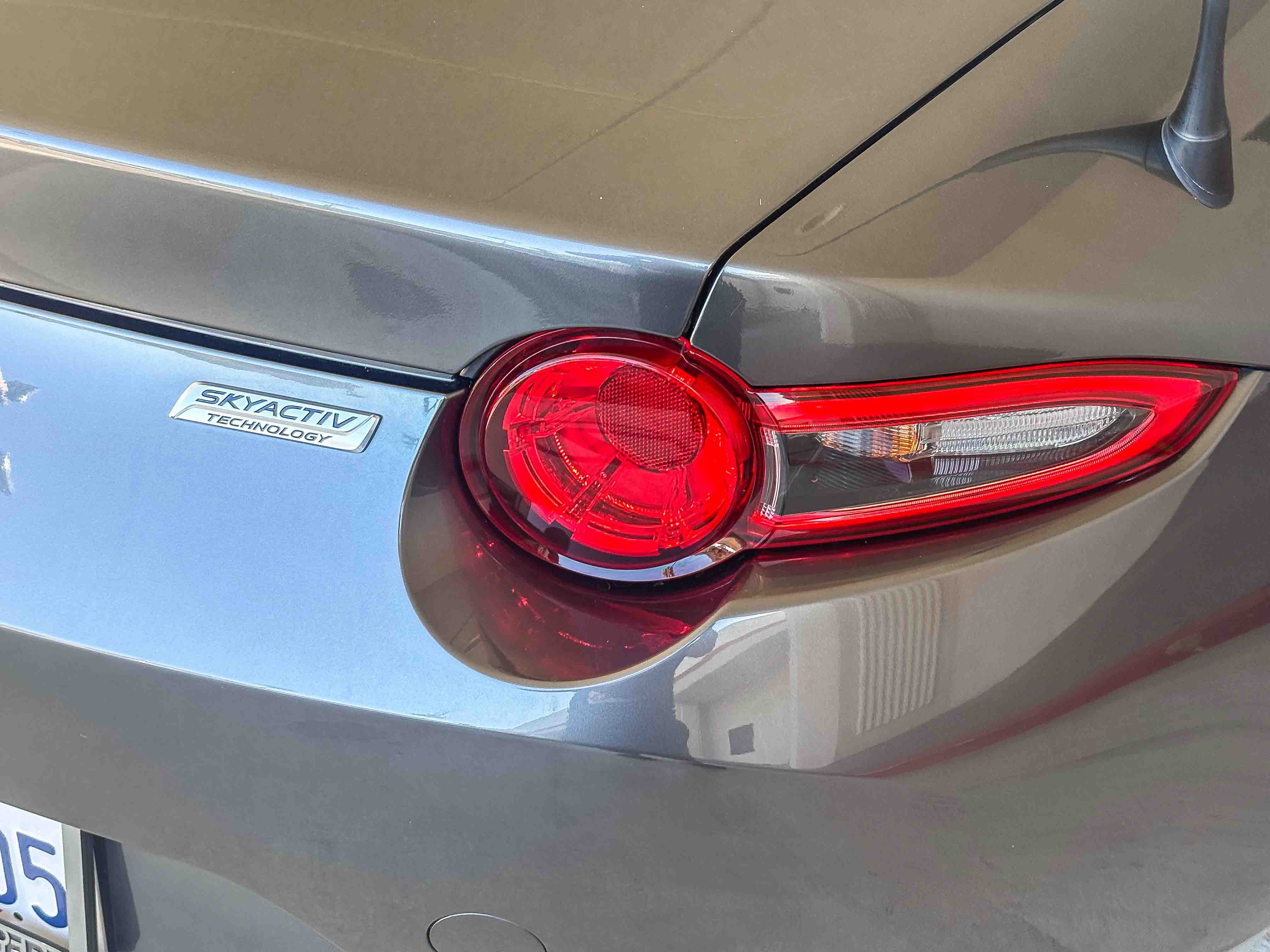 Used 2019 MAZDA MX-5 Miata RF Grand Touring image 8