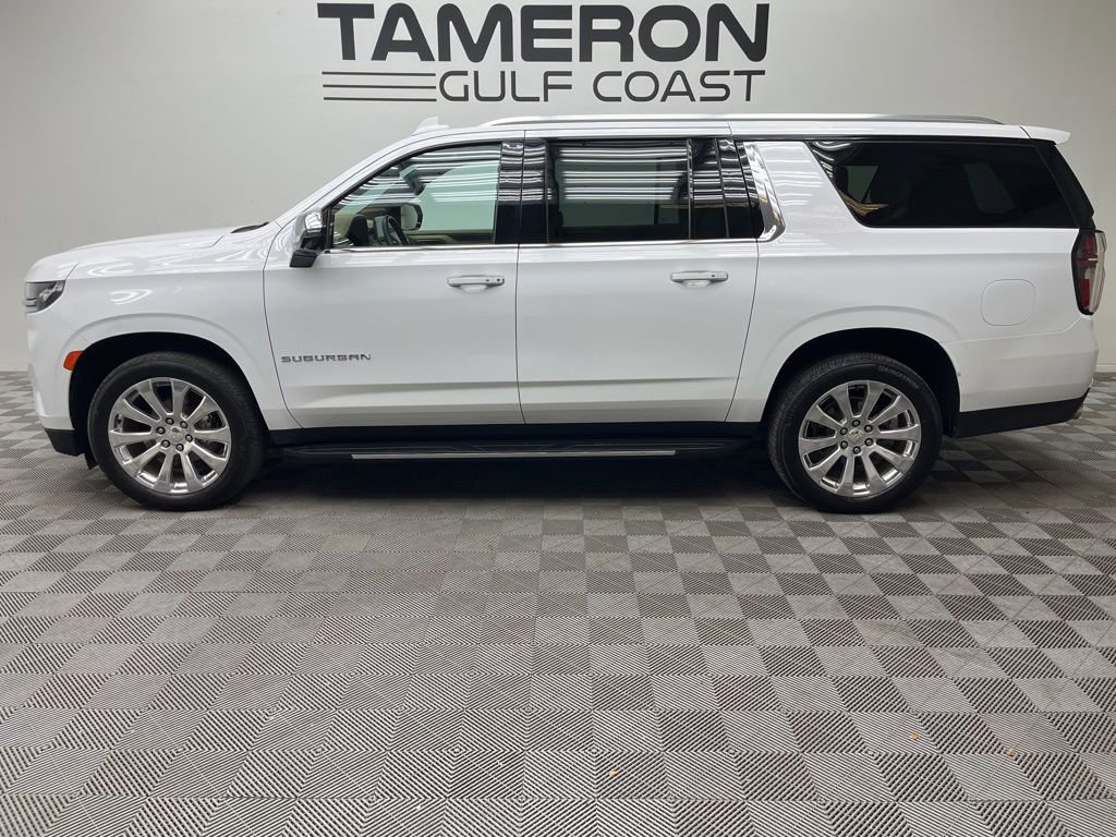 Used 2021 Chevrolet Suburban Premier w/ Premium Package image 6