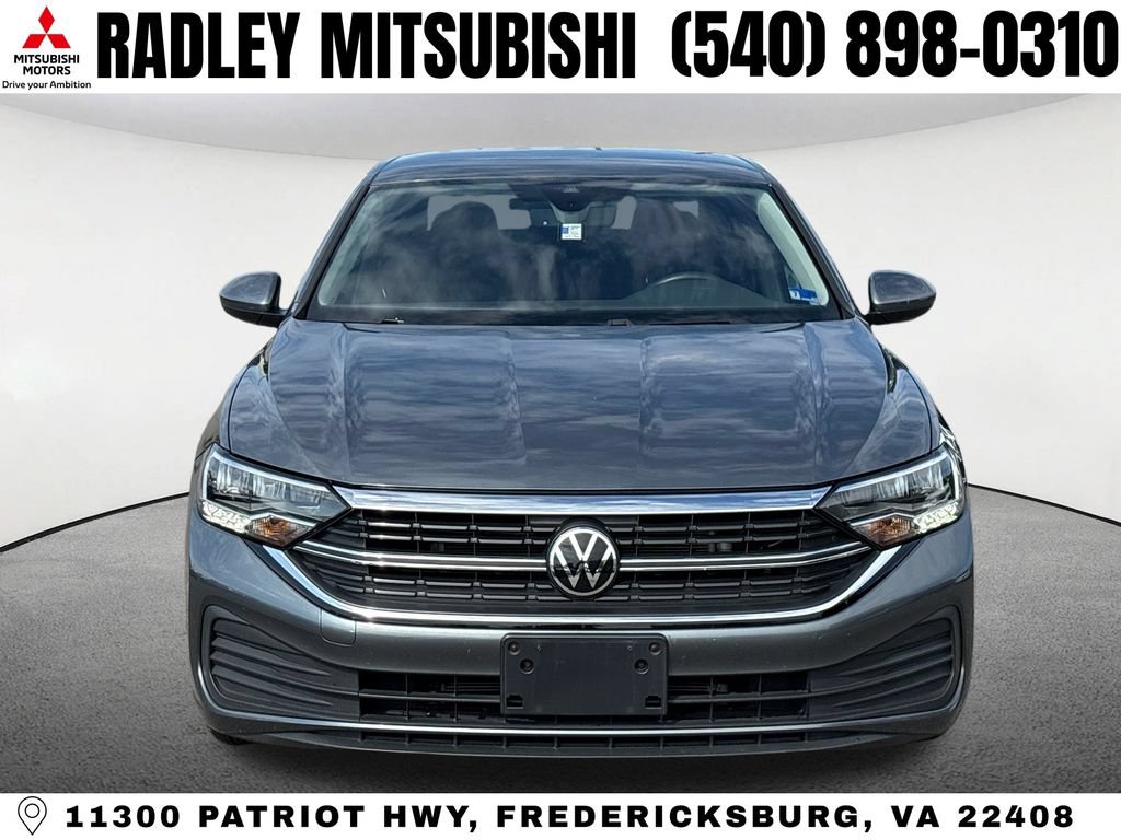 Used 2024 Volkswagen Jetta SE FWD image 22