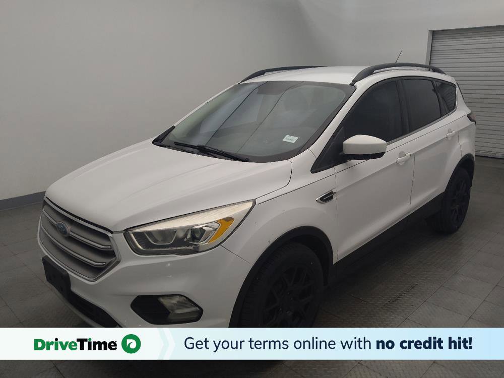 Used 2017 Ford Escape SE w/ Equipment Group 201A FWD image 1