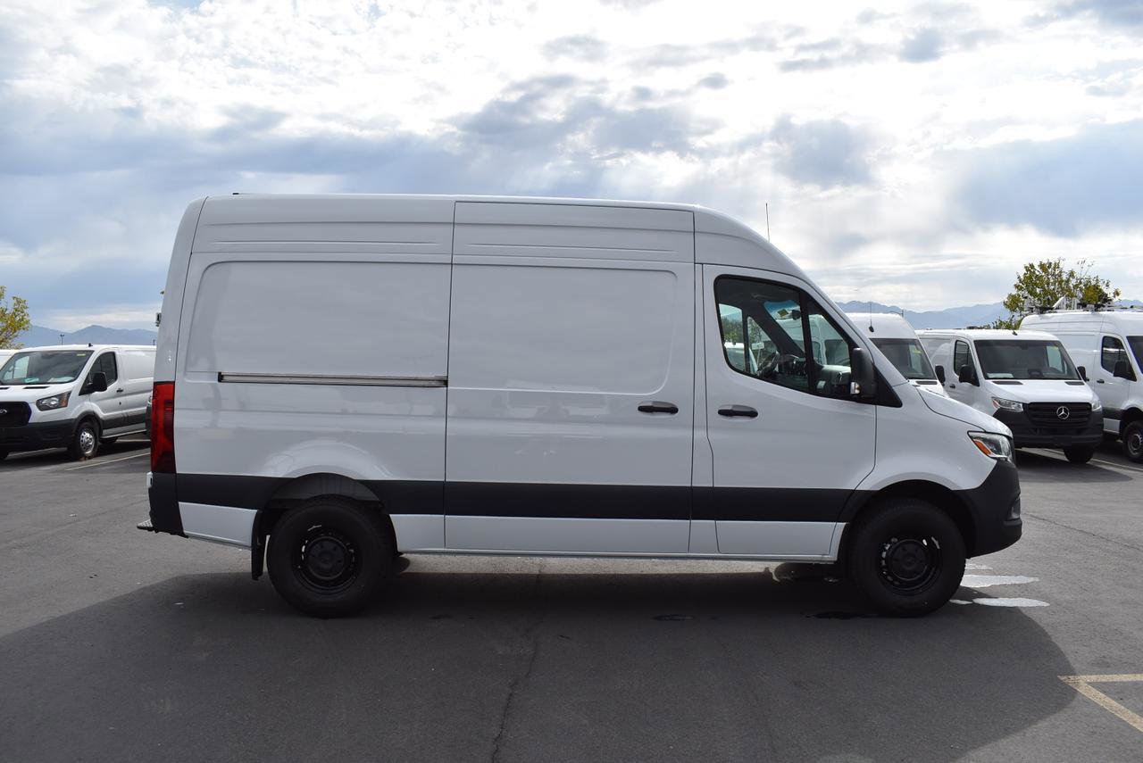 New 2025 Mercedes-Benz Sprinter 2500 image 4