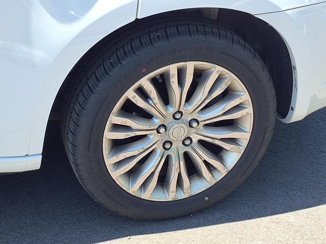Used 2012 Chrysler 200 Limited FWD image 23
