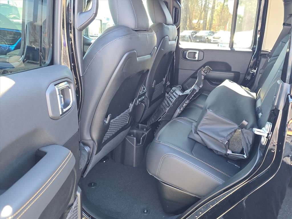 New 2026 Jeep Gladiator Sport image 5