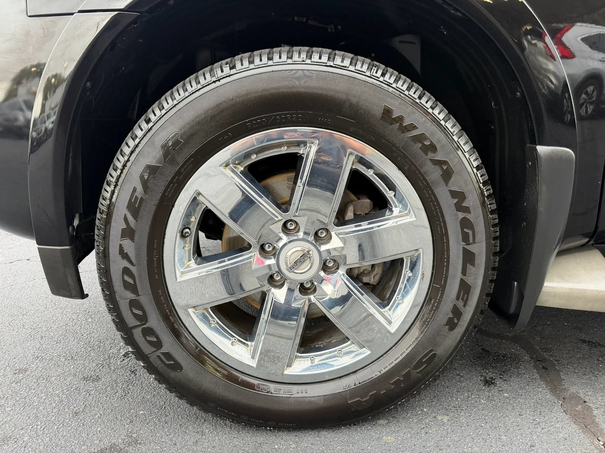 Used 2013 Nissan Armada Platinum AWD/4WD image 37