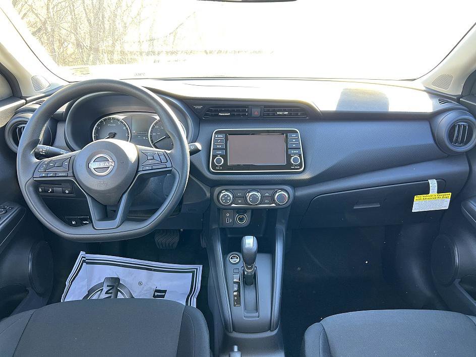 New 2025 Nissan Kicks Play S image 19