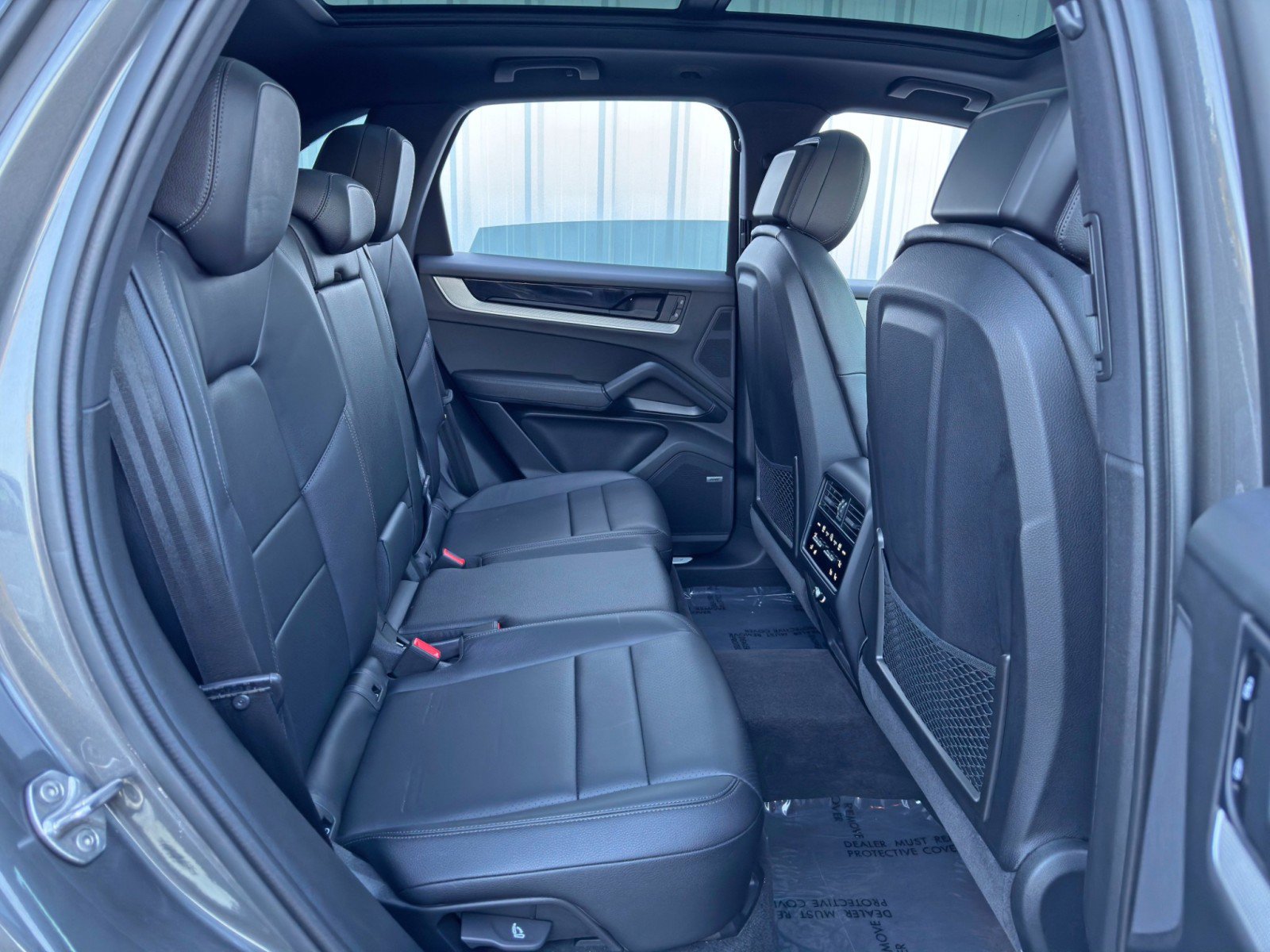 Used 2024 Porsche Cayenne S image 48