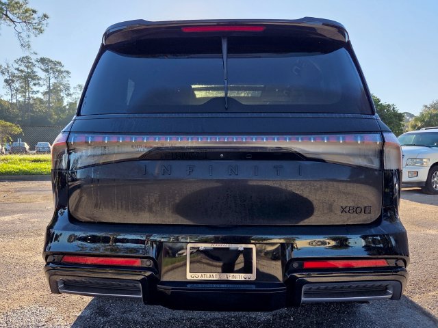 Certified 2025 INFINITI QX80 Luxe AWD/4WD image 6