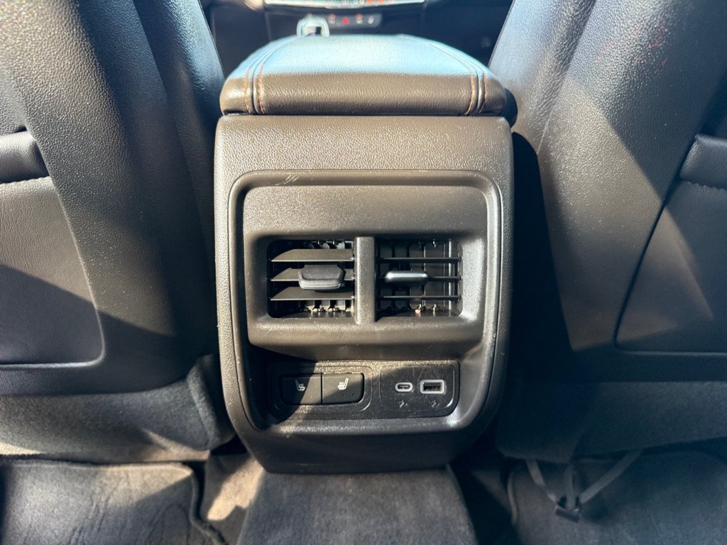 Used 2023 Cadillac XT4 Sport w/ Cold Weather Package FWD image 21