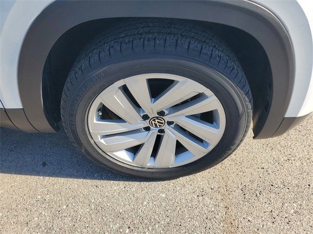 Used 2023 Volkswagen Atlas Cross Sport SE image 5