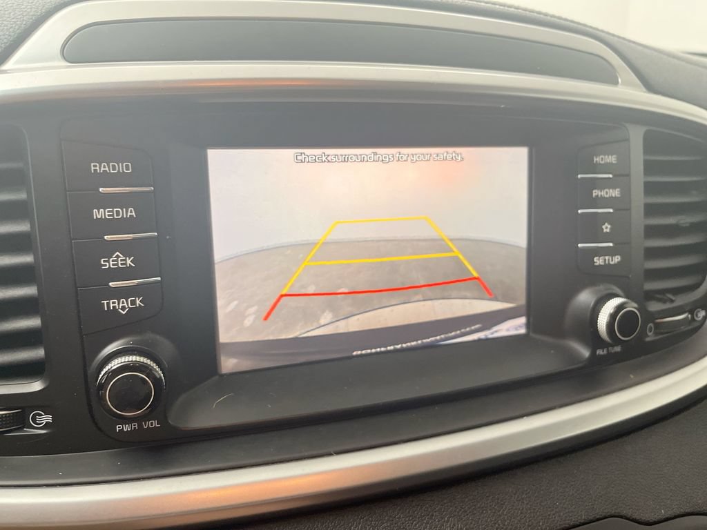 Used 2020 Kia Sorento LX w/ LX I4 Convenience Package FWD image 21
