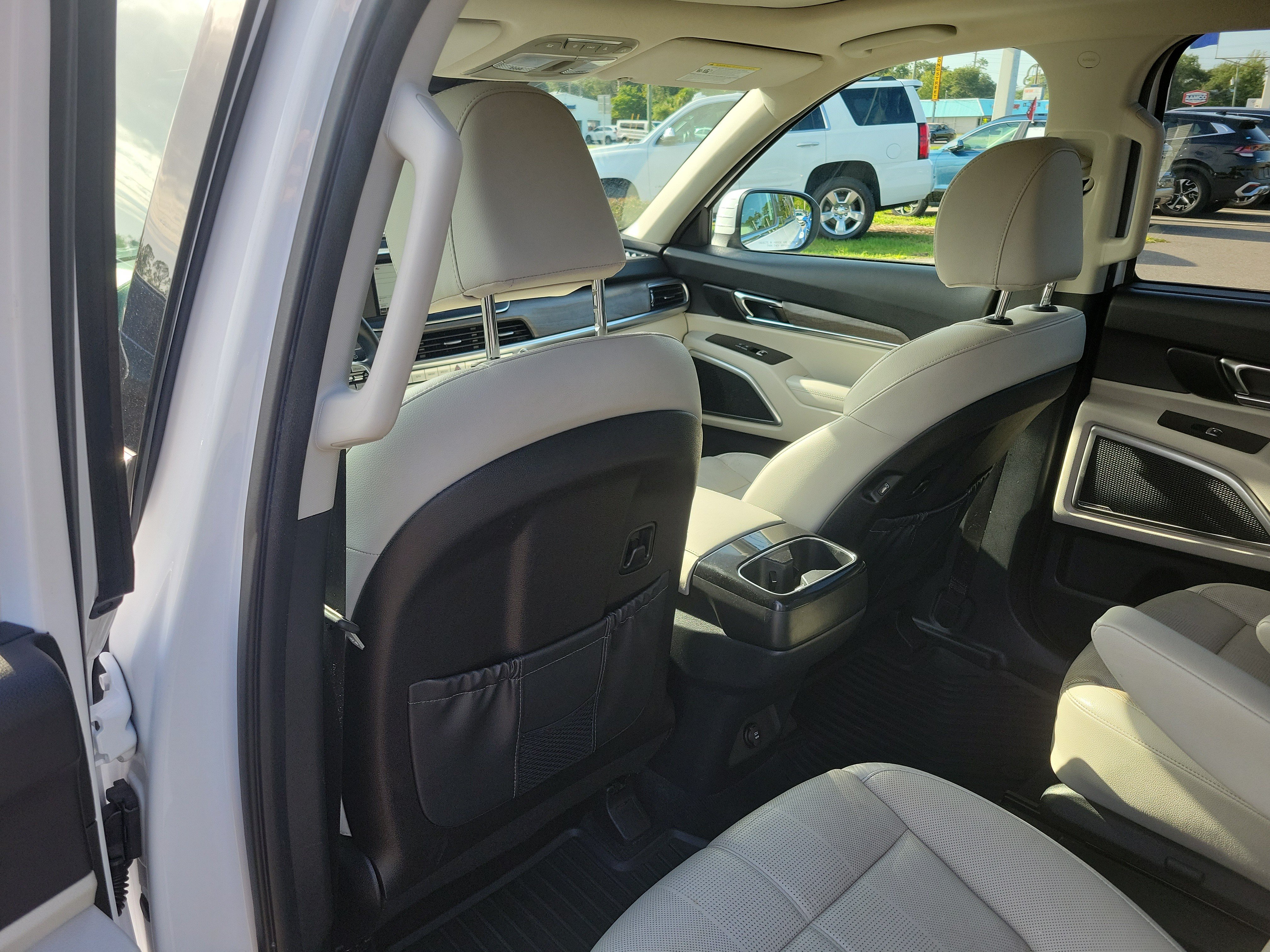 Used 2021 Kia Telluride EX w/ EX Premium Package FWD image 15