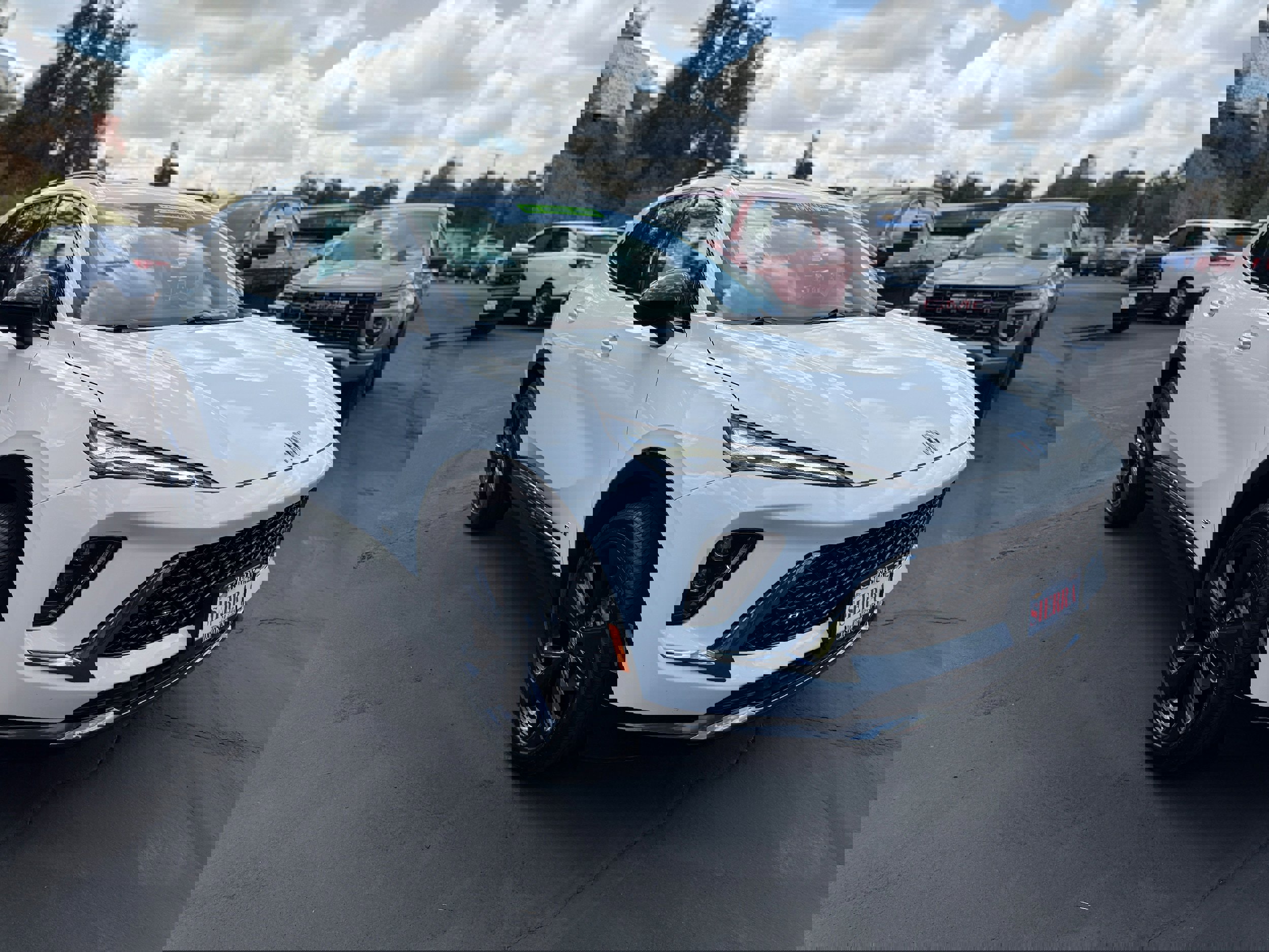 Used 2025 Buick Envision Sport Touring image 4