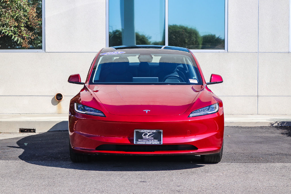 Used 2025 Tesla Model 3 Long Range RWD image 2