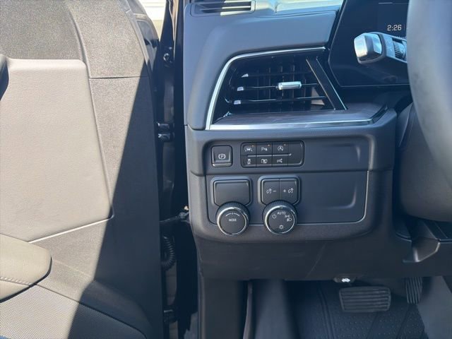 New 2026 Chevrolet Suburban LS image 15
