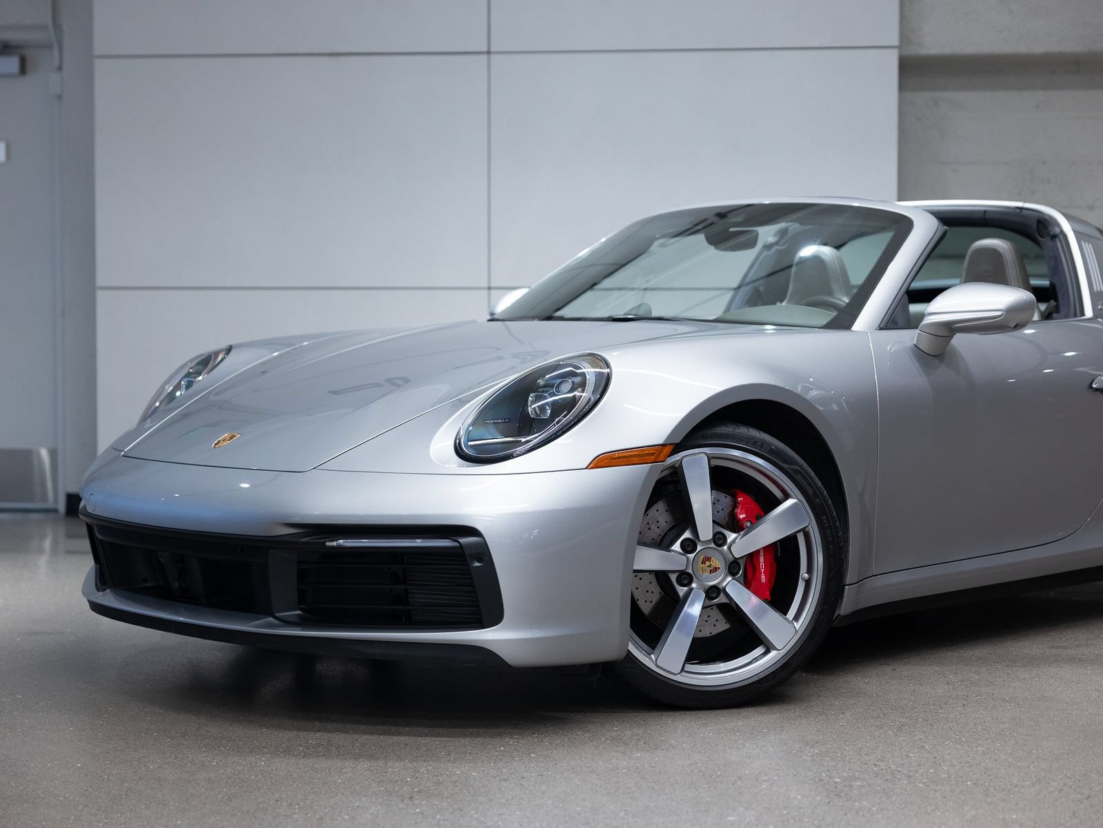 Certified 2021 Porsche 911 AWD/4WD image 22