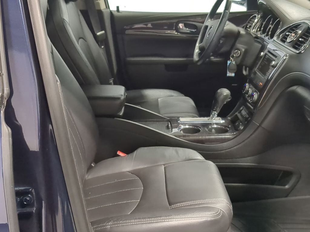 Used 2017 Buick Enclave Leather image 27