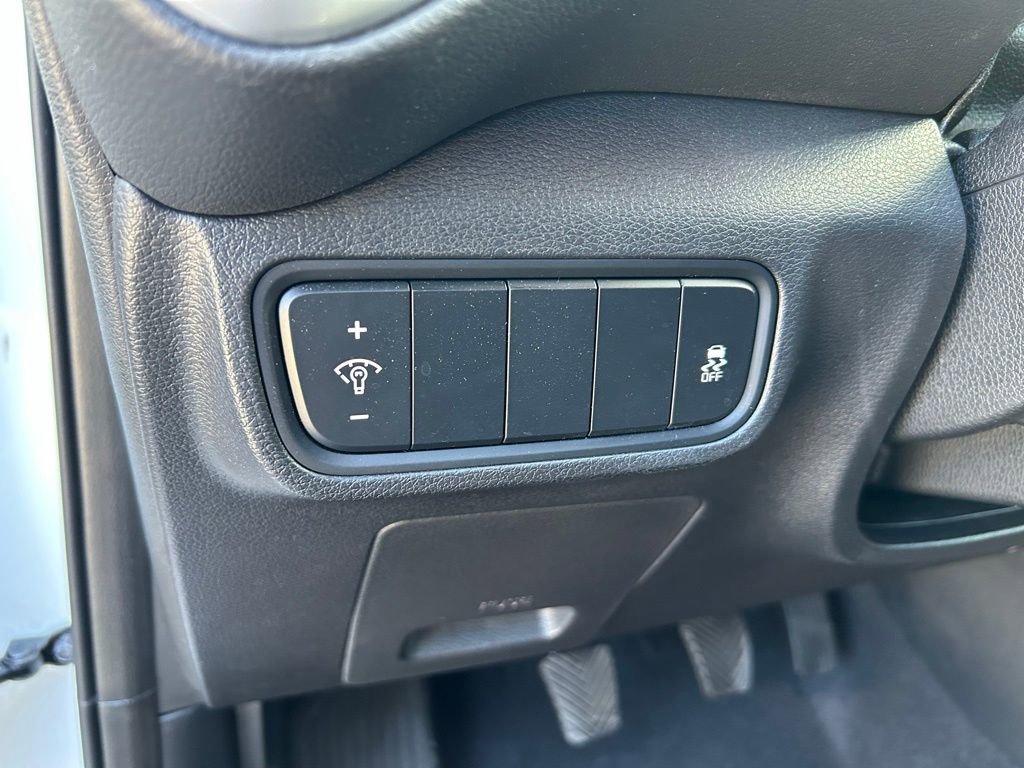 Used 2020 Kia Soul LX image 17