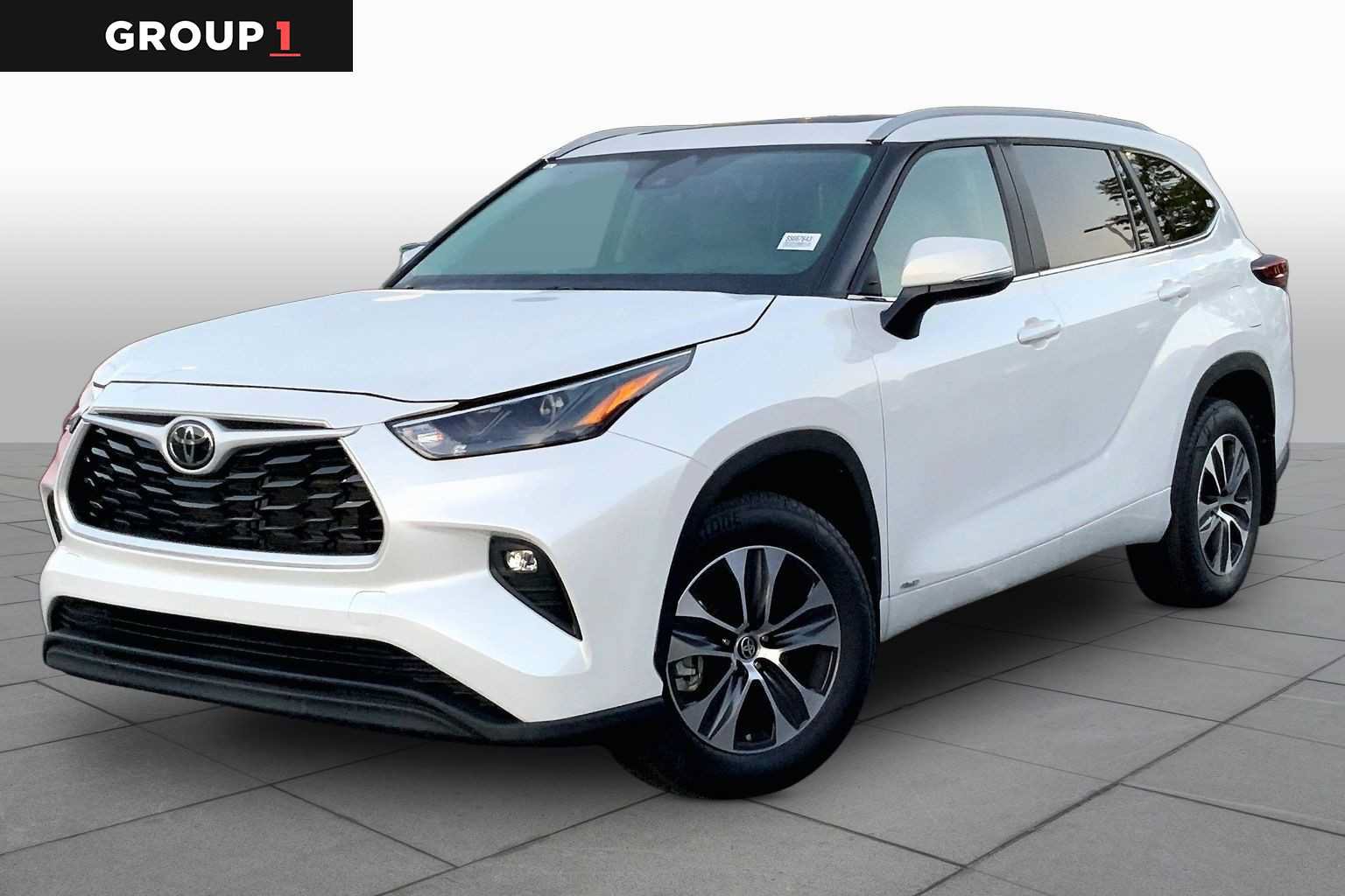 Used 2025 Toyota Highlander XLE