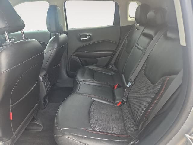 Used 2019 Jeep Compass Trailhawk AWD/4WD image 14