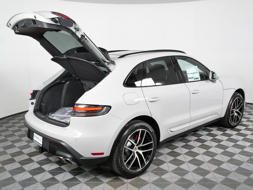 New 2026 Porsche Macan S image 29