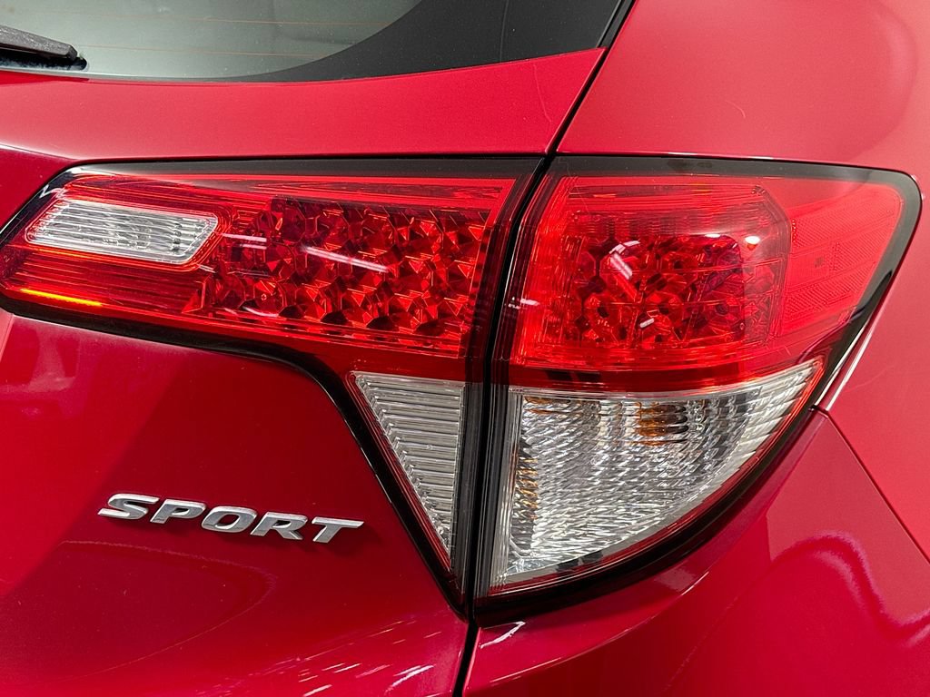 Used 2019 Honda HR-V Sport image 30