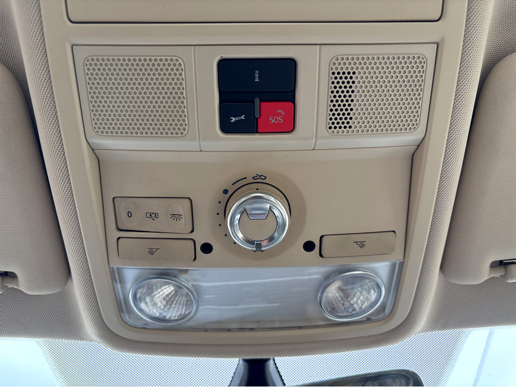 Used 2018 Volkswagen Passat 2.0T SE image 24