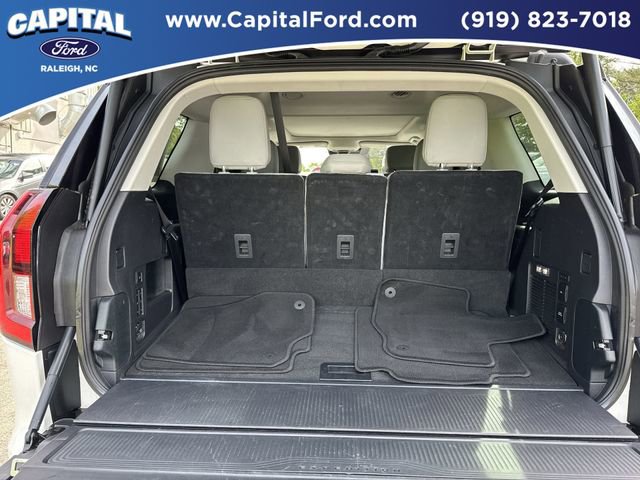 Certified 2025 Ford Expedition Active image 17