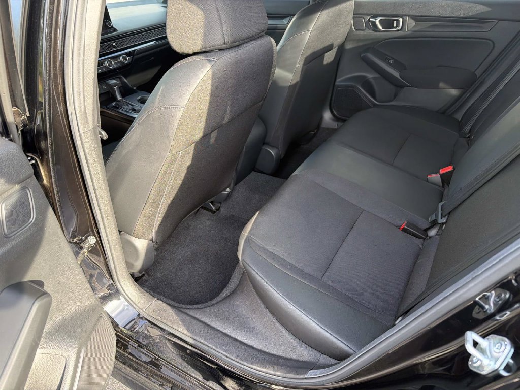 Used 2025 Honda Civic Sport image 12