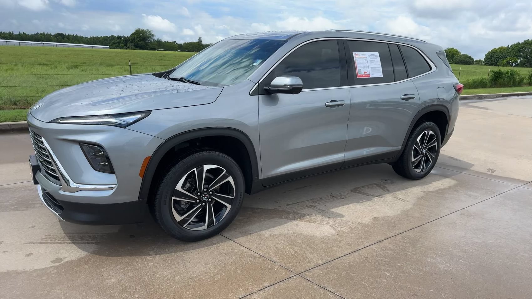 Used 2026 Buick Enclave Preferred FWD image 5