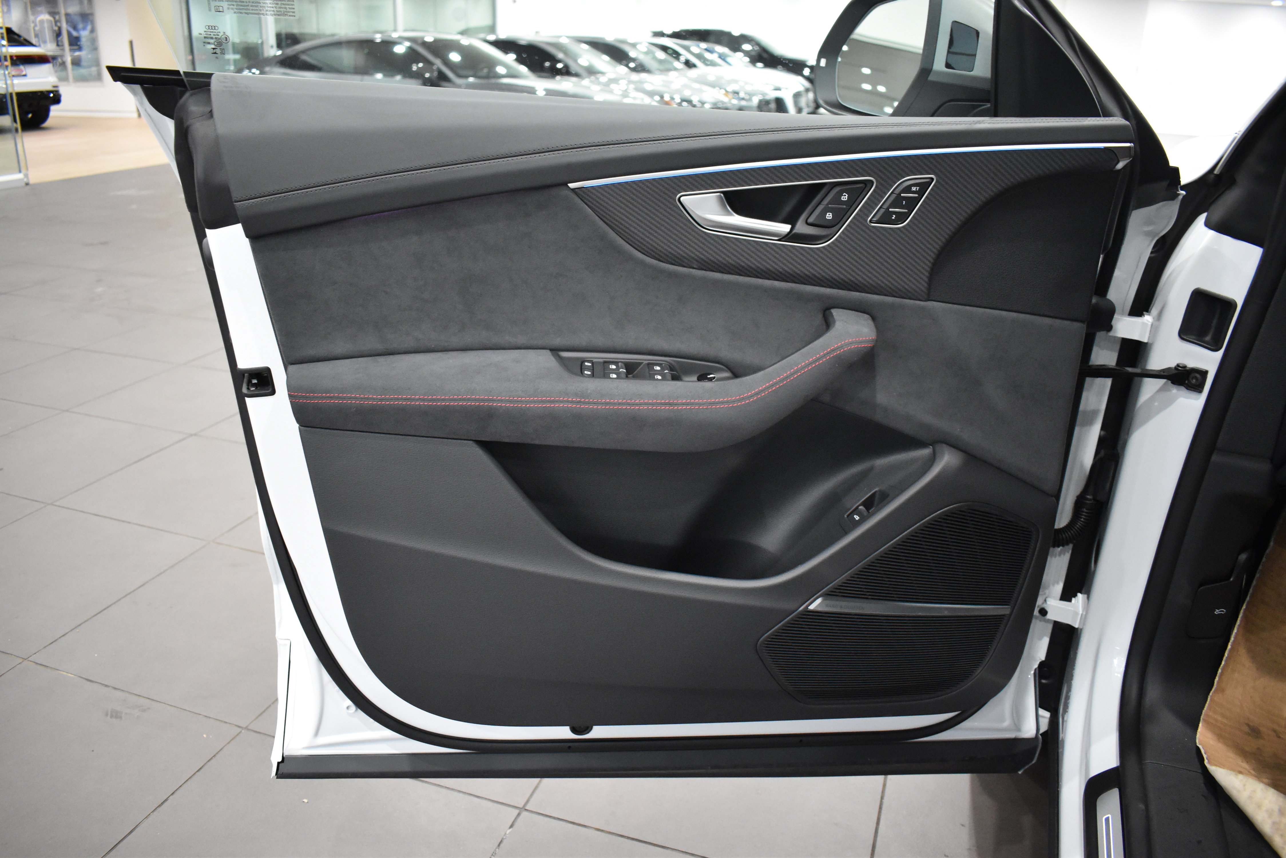 New 2026 Audi RS Q8 performance image 37