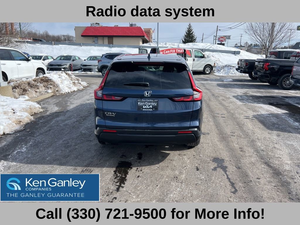 Used 2025 Honda CR-V EX image 12