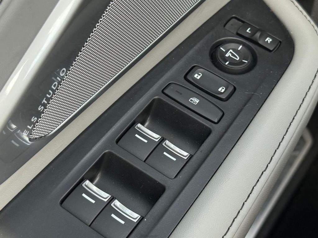 Used 2024 Acura RDX SH-AWD w/ Technology Package image 23