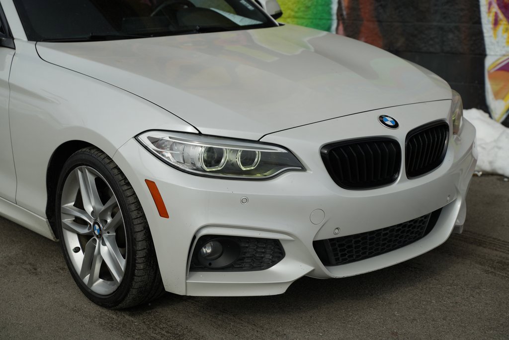 Used 2017 BMW 230i Convertible image 2