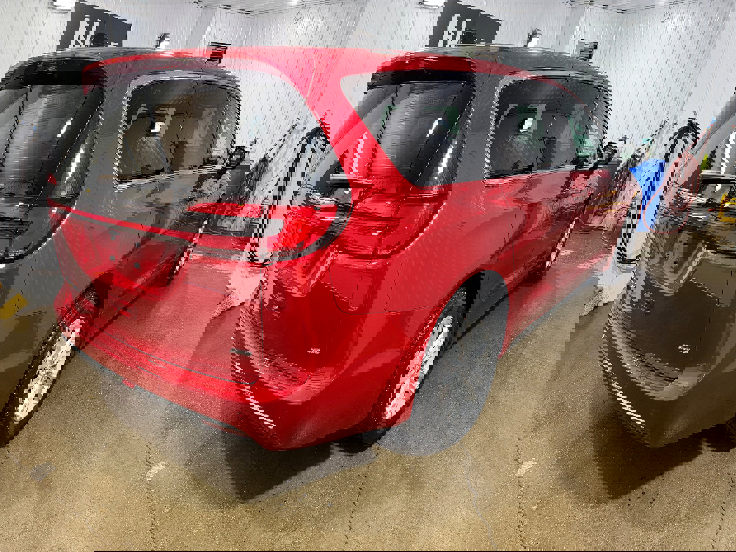 New 2026 Chrysler Pacifica Select image 6