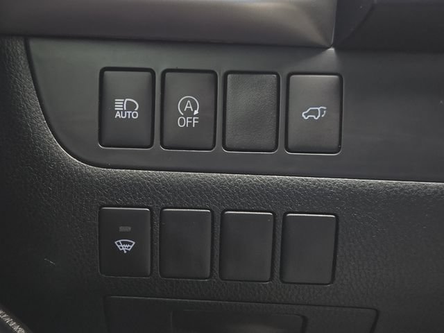 Certified 2017 Toyota Highlander XLE AWD/4WD image 27