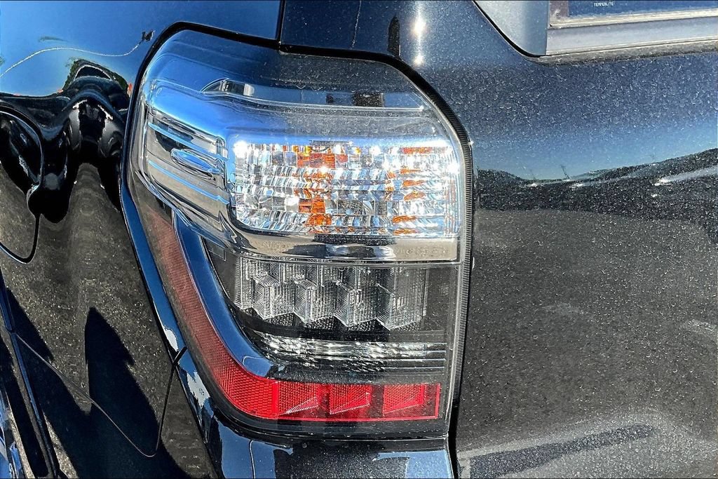 Used 2024 Toyota 4Runner TRD Sport w/ Technology Package AWD/4WD image 19
