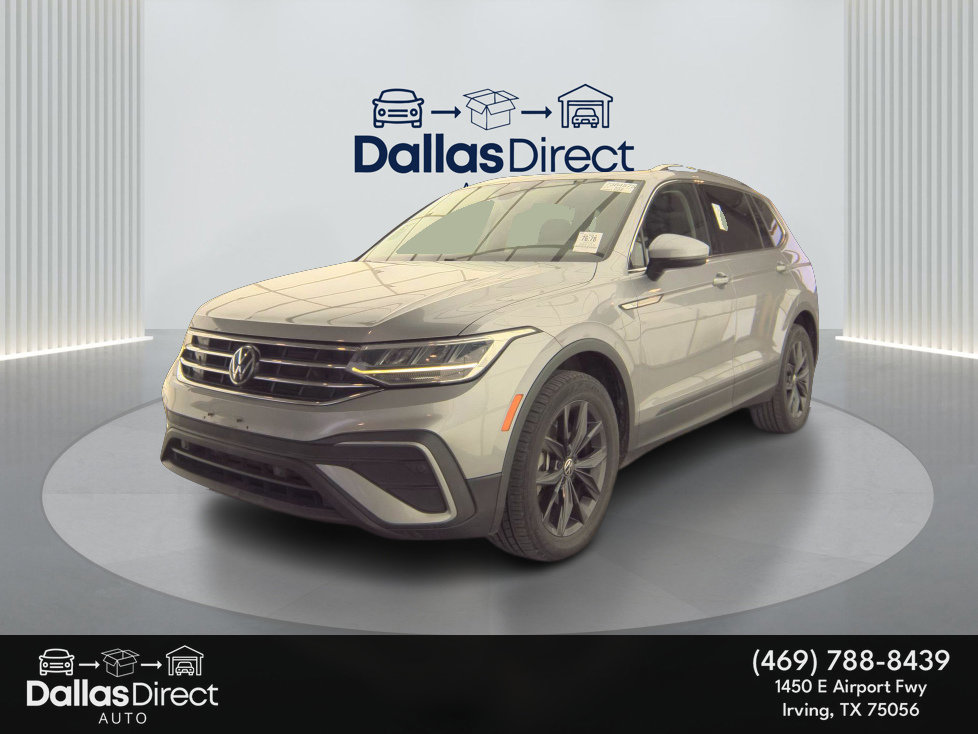 Used 2022 Volkswagen Tiguan SE w/ Panoramic Sunroof Package FWD image 5