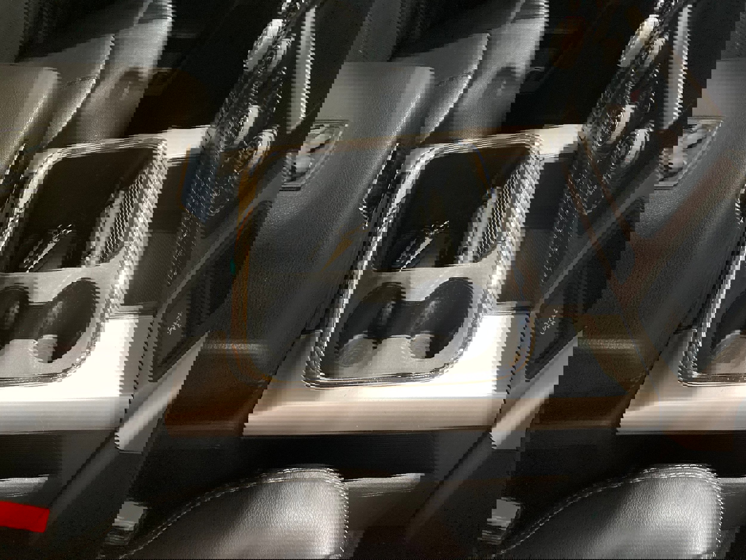 Used 2018 RAM 1500 Laramie w/ Convenience Group image 9