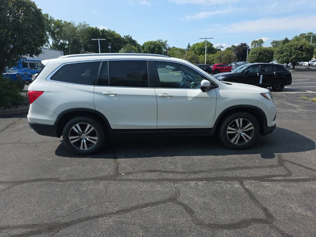 Used 2017 Honda Pilot EX-L image 8