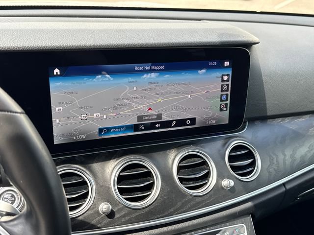 Used 2022 Mercedes-Benz E 450 4MATIC Sedan w/ Driver Assistance Package image 22
