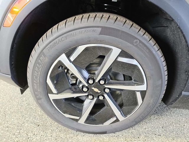 New 2026 Chevrolet Equinox EV LT image 14