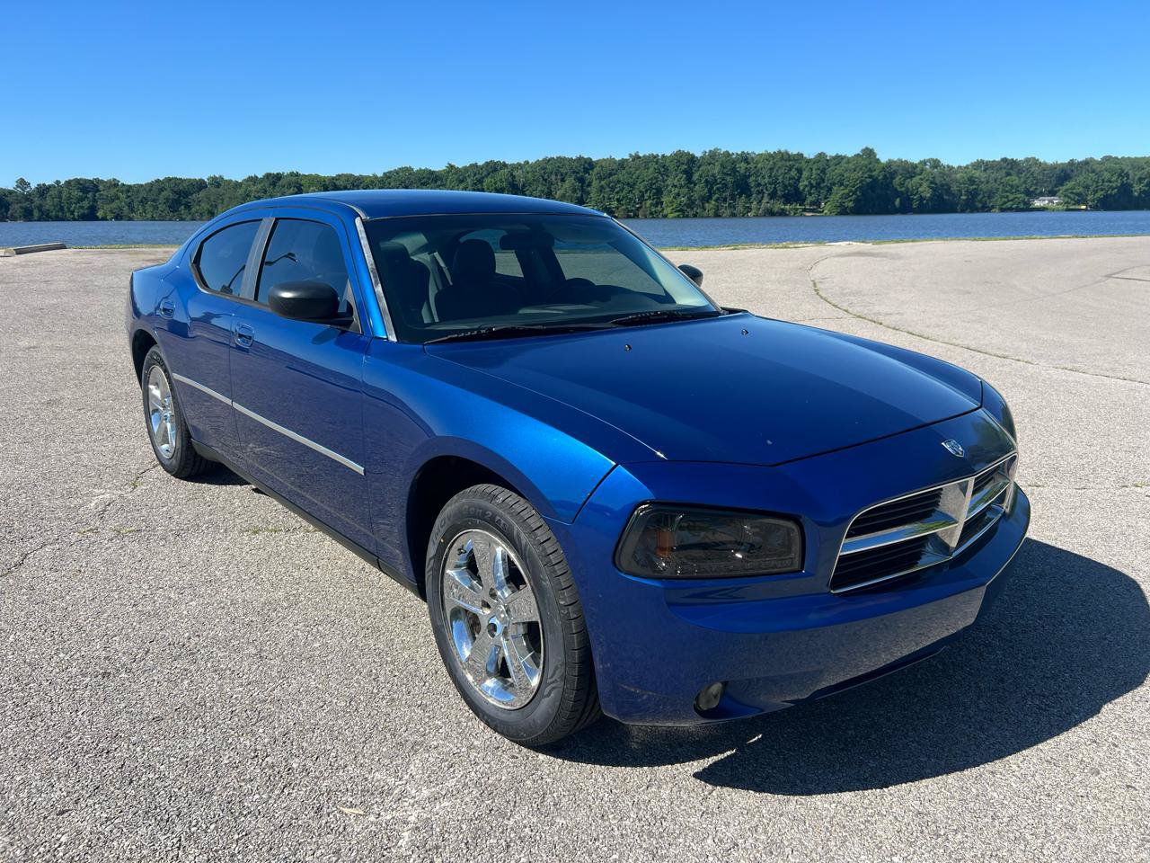 Used 2009 Dodge Charger SXT RWD image 4