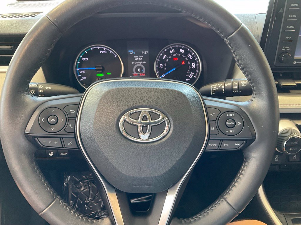 Certified 2022 Toyota RAV4 XLE AWD/4WD image 11