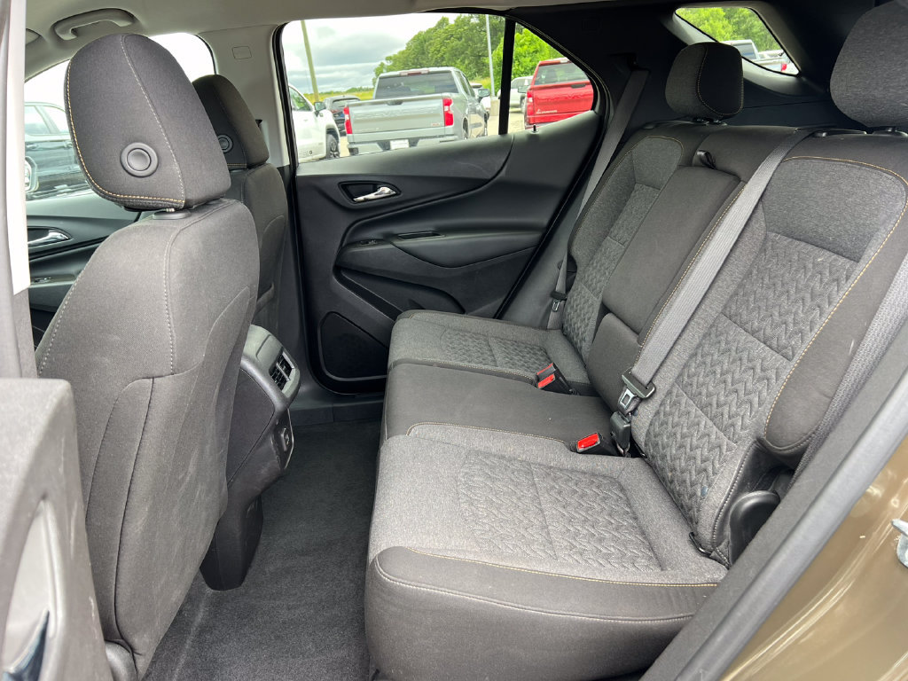Used 2024 Chevrolet Equinox LT AWD/4WD image 4